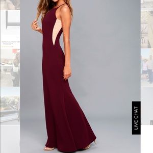 *NWT* Lulus burgundy maxi dress